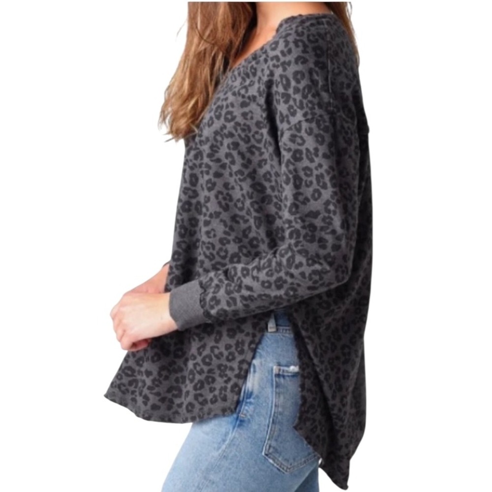 Z Supply Shirt Women XS‎ Gray Black Leopard Weekender Tunic Top NWT Athleisure